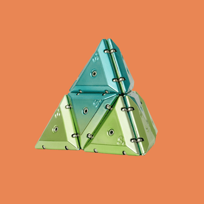 Geode. Pyramid Chrome Nova - MAKES SENSE TO ME