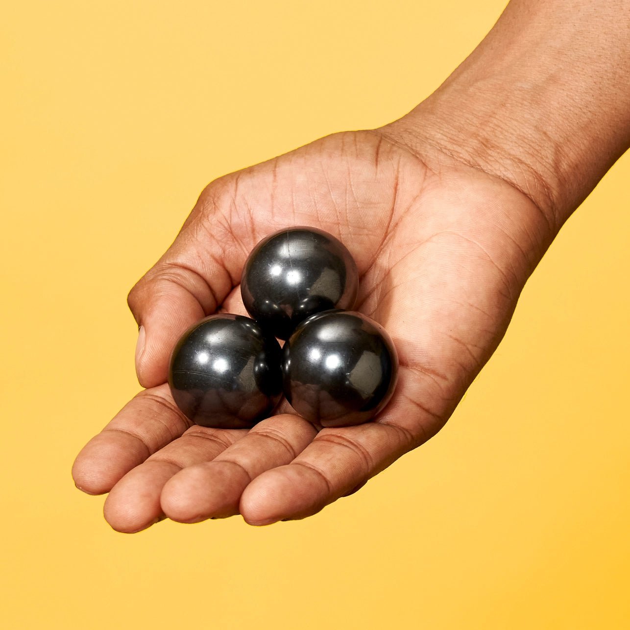 Super - Set of 3 Giant Magnet Balls - Gunmetal Black - MAKES SENSE TO ME